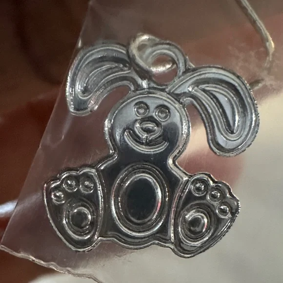 Avon 210-EASTER EARRINGS Bunny Studs - Picture 7 of 12